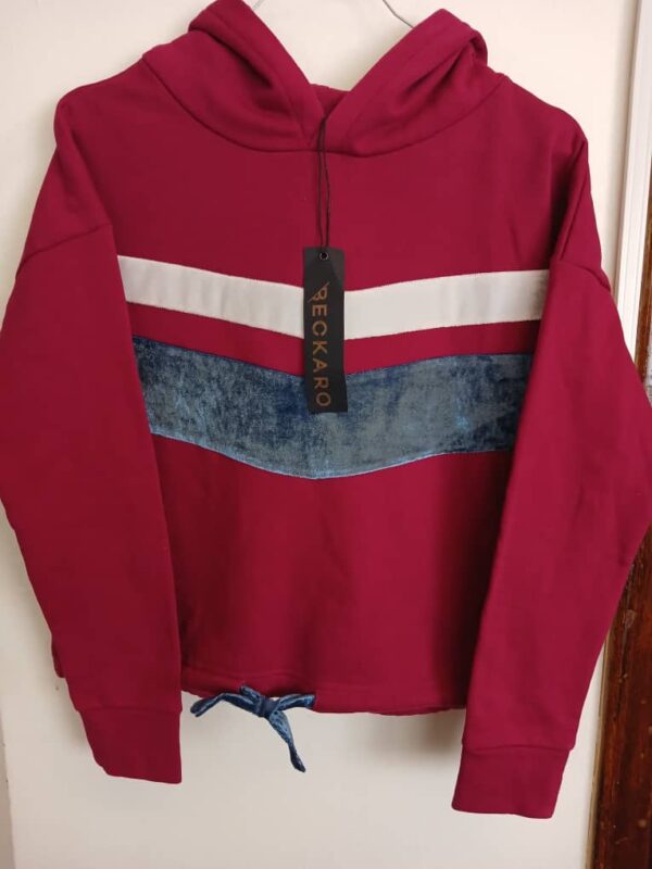 Sweat Capuche -Beckaro- rouge , 2 rayures velours devant- M